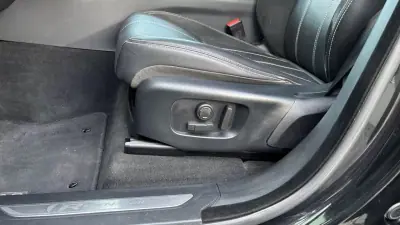 Land Rover Range Rover Velar 2019 - 37500 EUR, 96232 km - AUTO.MOTO.pt - 96232km - foto 16 de 31
