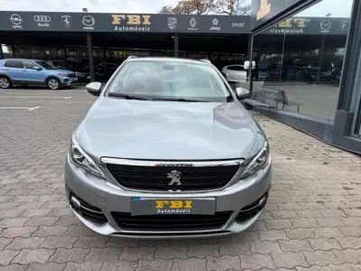 Peugeot 308 SW 2020 - 14900 EUR, 58700 km - AUTO.MOTO.pt - 58700km - foto 5 de 12