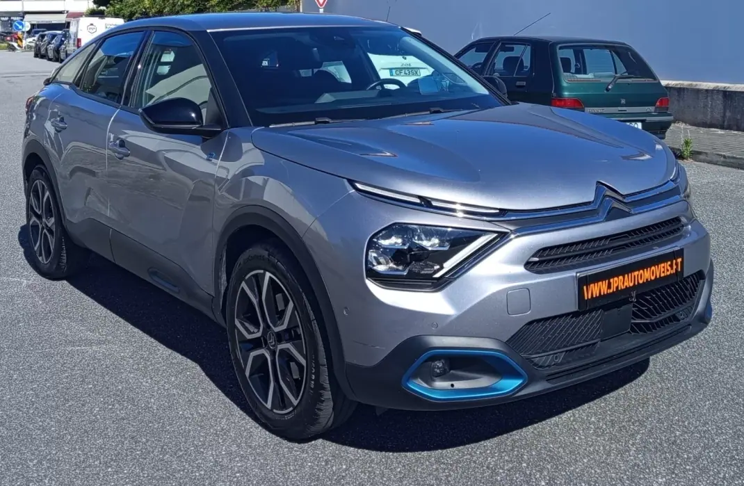 Citroën e-C4 2022 - 18990 EUR, 35200 km - AUTO.MOTO.pt - 35200km - foto 3 de 19