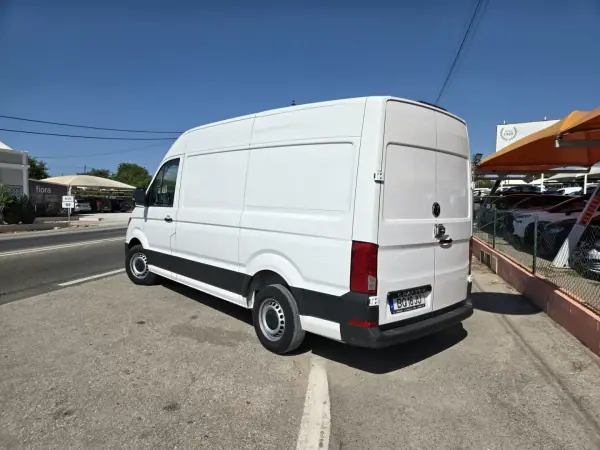 VW Crafter 2.0 TDI L3H3 IVA Dedutível 2025 - 29950 EUR, 61212 km - AUTO.MOTO.pt - 61212km - foto 2 de 10
