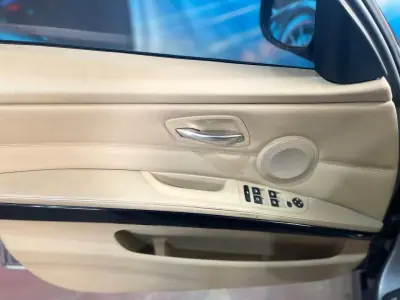 BMW 318 2010 - 10999 EUR, 181000 km - AUTO.MOTO.pt - 181000km - foto 46 de 46