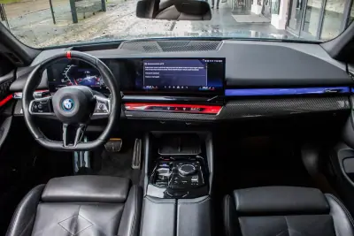 BMW i5 2023 - 74990 EUR, 17145 km - AUTO.MOTO.pt - 17145km - foto 51 de 60