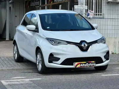 Renault Zoe 2020 - 17900 EUR, 44039 km - AUTO.MOTO.pt - 44039km - foto 12 de 33