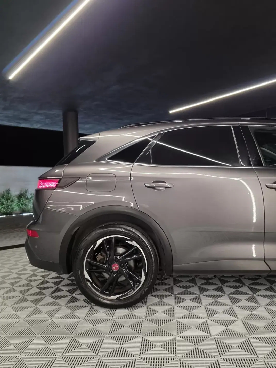 DS DS7 Crossback 2021 - 22750 EUR, 123722 km - 123722km - foto 10 de 34