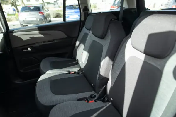 Citroën C4 Spacetourer 2019 - 14550 EUR, 111820 km - AUTO.MOTO.pt - 111820km - foto 13 de 15