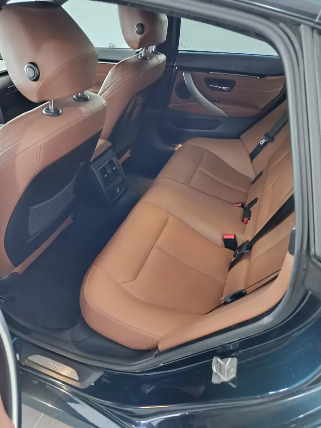BMW 420 Gran Coupé 2015 - 23600 EUR, 149000 km - 149000km - foto 29 de 30
