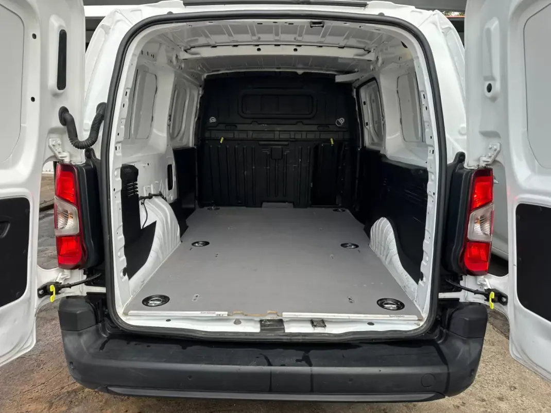 Toyota Proace City Verso 2020 - 18900 EUR, 110765 km - 110765km - foto 30 de 31