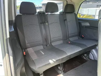 Mercedes-Benz Vito 2010 - 14900 EUR, 340000 km - AUTO.MOTO.pt - 340000km - foto 31 de 47