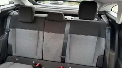 Citroën e-C4 2022 - 19990 EUR, 20800 km - AUTO.MOTO.pt - 20800km - foto 13 de 35