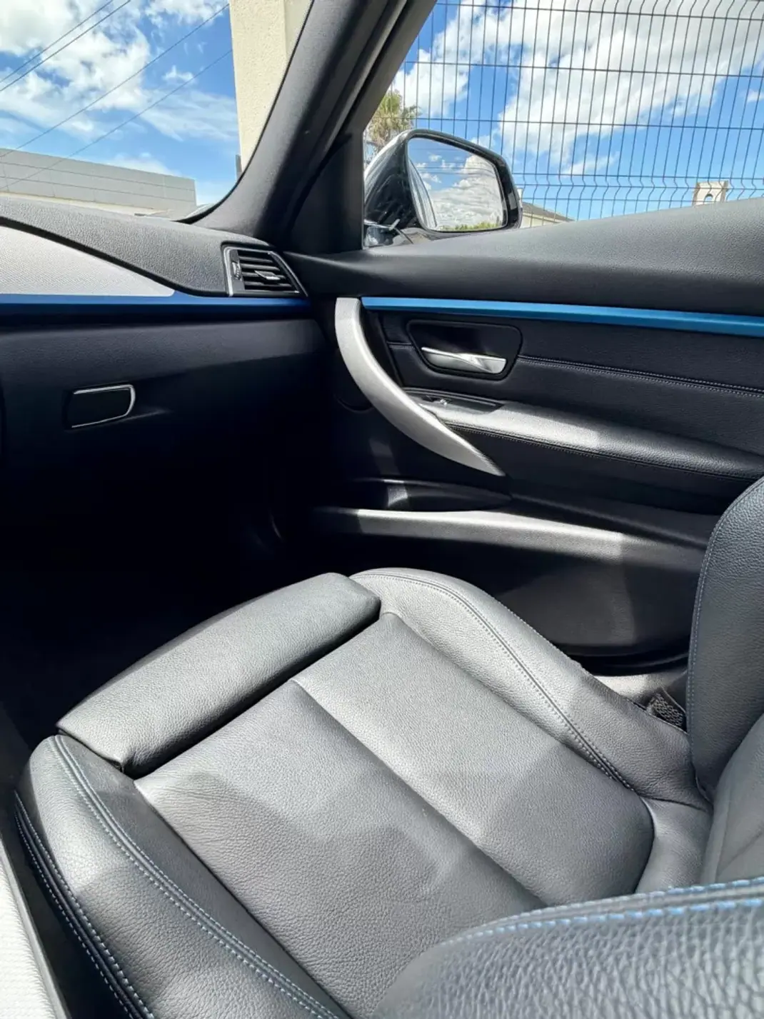 BMW 320 2019 - 23950 EUR, 152000 km - AUTO.MOTO.pt - 152000km - foto 29 de 34