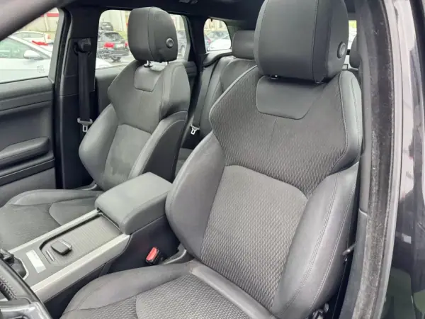 Land Rover Range Rover Evoque 2017 - 23500 EUR, 169496 km - AUTO.MOTO.pt - 169496km - foto 12 de 28