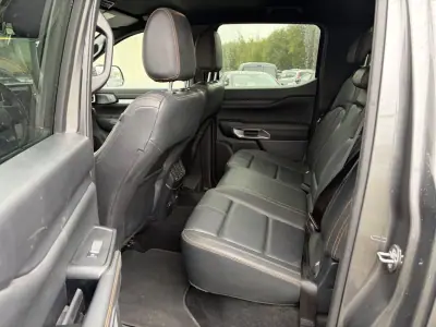Ford Ranger 2025 - 48990 EUR, 54260 km - 54260km - foto 9 de 12