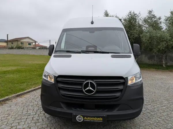 Mercedes-Benz 2025 - 44500 EUR, 29000 km - AUTO.MOTO.pt - 29000km - foto 3 de 19