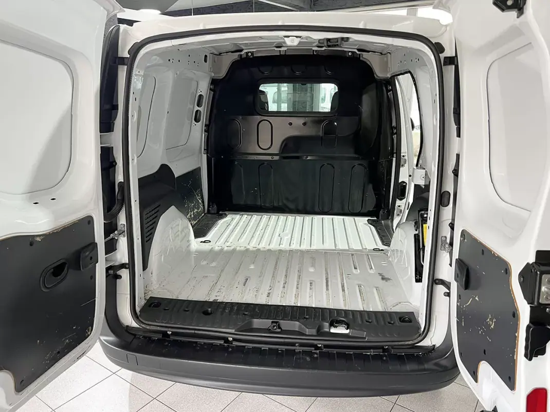 Renault 2021 - 11600 EUR, 110358 km - AUTO.MOTO.pt - 110358km - foto 20 de 20