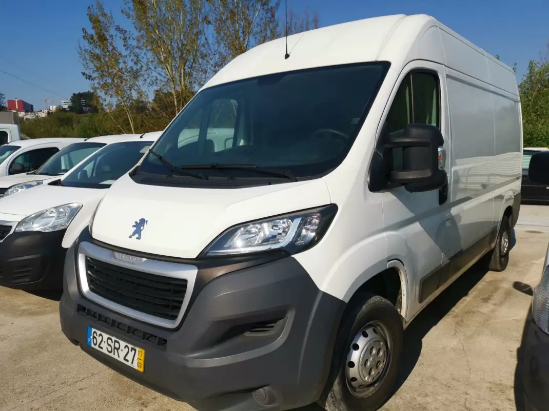 Peugeot 2017 - 14500 EUR, 199800 km - AUTO.MOTO.pt - 199800km - foto 2 de 6