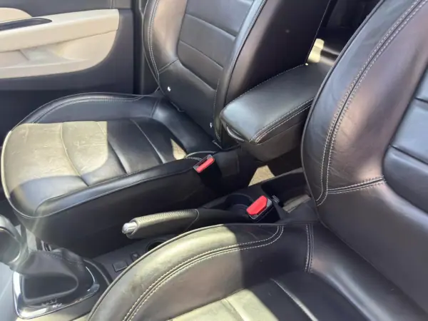 Renault Captur 2017 - 13995 EUR, 95250 km - AUTO.MOTO.pt - 95250km - foto 46 de 48