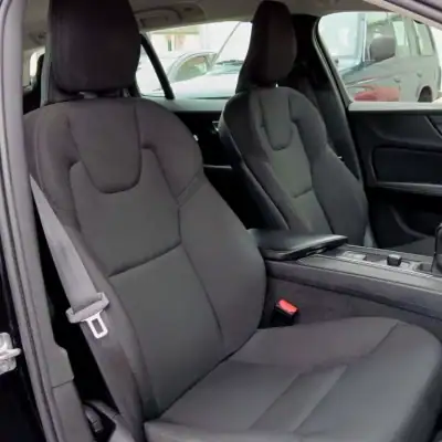 Volvo V60 2019 - 22900 EUR, 165194 km - AUTO.MOTO.pt - 165194km - foto 12 de 27