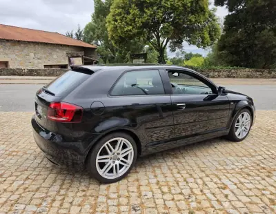 Audi A3 2011 - 10900 EUR, 205000 km - AUTO.MOTO.pt - 205000km - foto 3 de 8