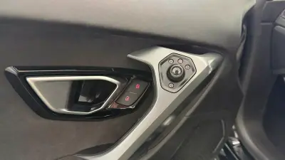 Lamborghini Huracán 2015 - 229990 EUR, 107545 km - 107545km - foto 27 de 29