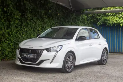 Peugeot 208 2022 - 13900 EUR, 133000 km - AUTO.MOTO.pt - 133000km - foto 3 de 16