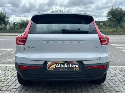 Volvo XC 40 2019 - 24900 EUR, 91623 km - AUTO.MOTO.pt - 91623km - foto 5 de 29