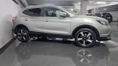 Nissan Qashqai 2015 - 17990 EUR, 157000 km - AUTO.MOTO.pt - 157000km - foto 3 de 24