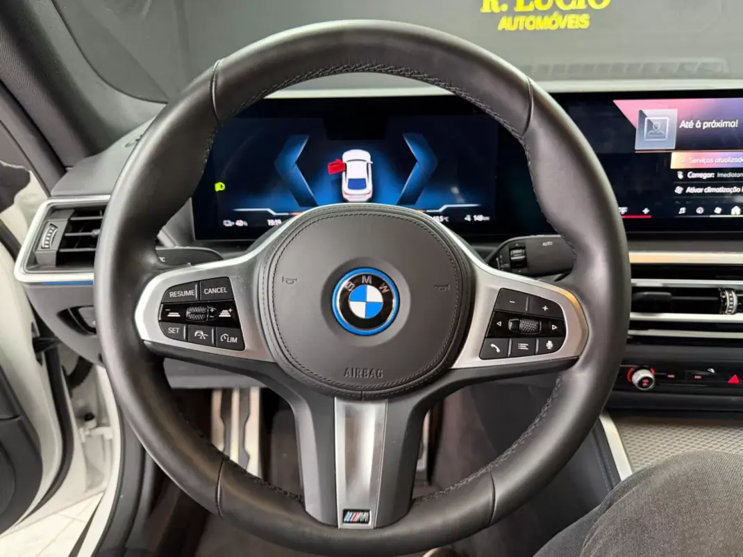 BMW i4 2024 - 43000 EUR, 42572 km - AUTO.MOTO.pt - 42572km - foto 29 de 39