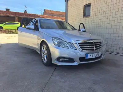 Mercedes-Benz E 250 2009 - 14450 EUR, 234946 km - AUTO.MOTO.pt - 234946km - foto 23 de 23
