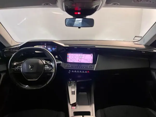 Peugeot 308 SW 2022 - 17950 EUR, 144000 km - AUTO.MOTO.pt - 144000km - foto 2 de 29