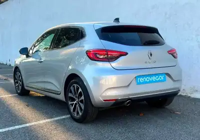 Renault Clio 2023 - 14500 EUR, 80483 km - AUTO.MOTO.pt - 80483km - foto 2 de 18