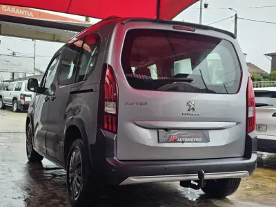 Peugeot Rifter 2021 - 17999 EUR, 83000 km - AUTO.MOTO.pt - 83000km - foto 20 de 21