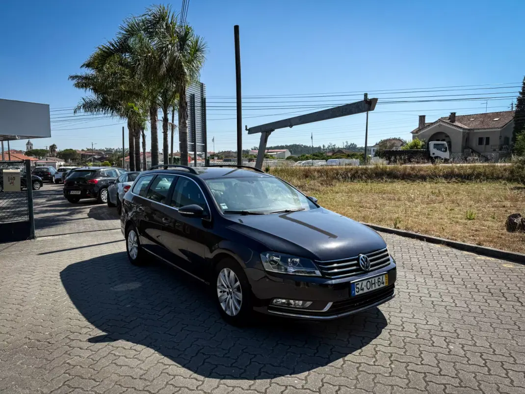 Volkswagen Passat Variant 2014 - 10880 EUR, 202000 km - 202000km - foto 9 de 12