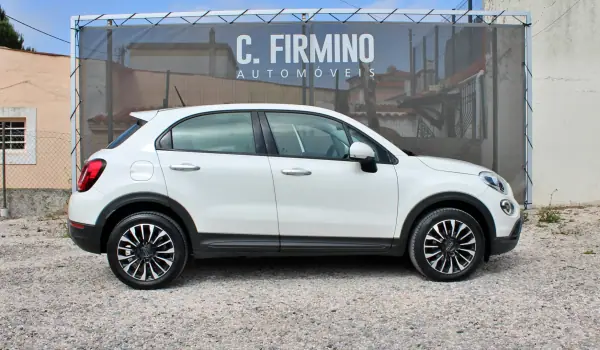 Fiat 500X 2019 - 13900 EUR, 122366 km - AUTO.MOTO.pt - 122366km - foto 4 de 22