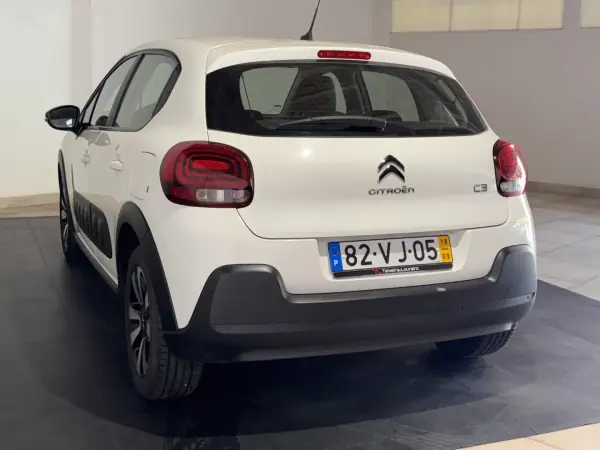 Citroën C3 2018 - 9500 EUR, 93545 km - AUTO.MOTO.pt - 93545km - foto 7 de 22