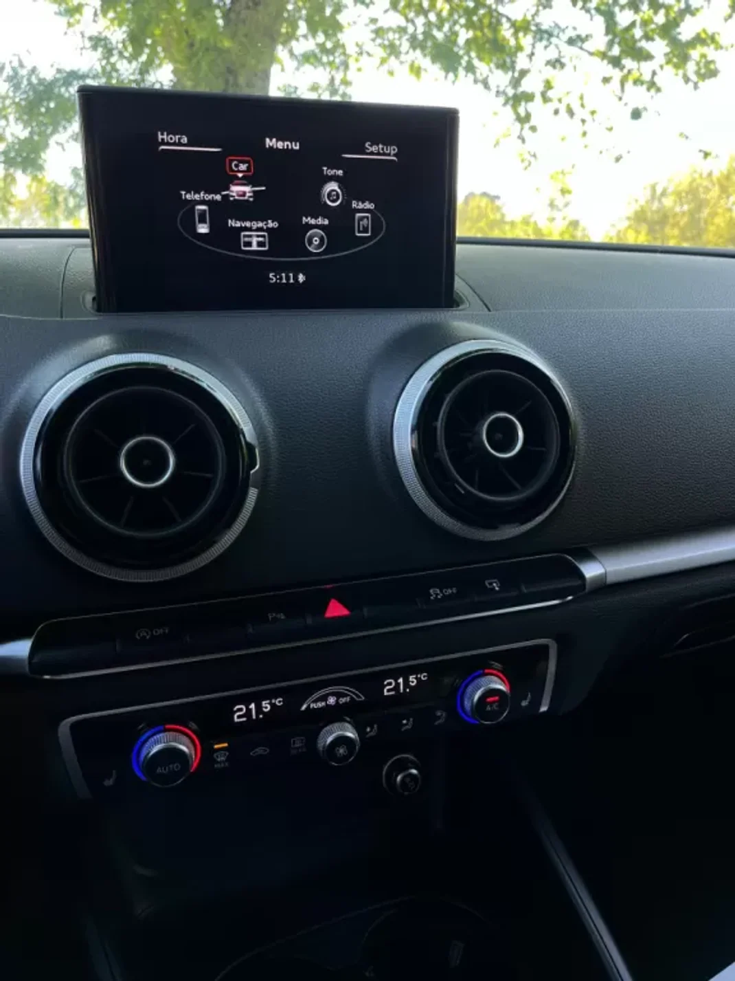 Audi A3 Limousine 2014 - 17000 EUR, 149000 km - AUTO.MOTO.pt - 149000km - foto 23 de 27