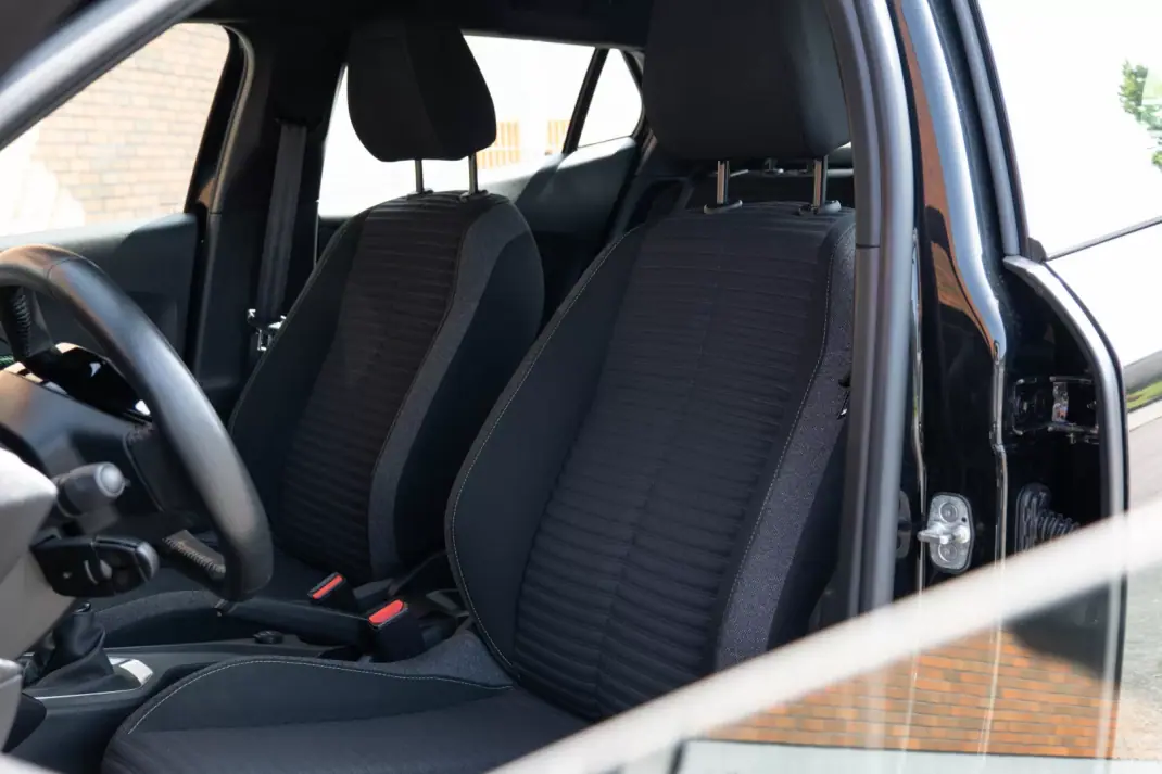 Peugeot 2008 2023 - 19750 EUR, 40500 km - AUTO.MOTO.pt - 40500km - foto 16 de 20