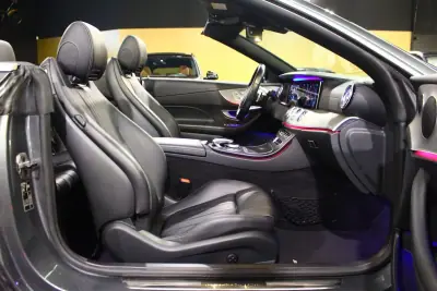 Mercedes-Benz E 220 2018 - 35900 EUR, 93689 km - AUTO.MOTO.pt - 93689km - foto 22 de 41