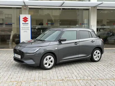 Suzuki Swift 2025 - 18900 EUR, 7000 km - AUTO.MOTO.pt - 7000km - foto 2 de 15