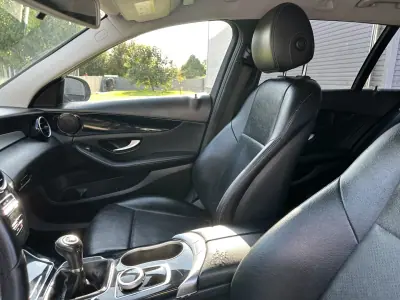 Mercedes-Benz C 180 2017 - 15900 EUR, 249000 km - AUTO.MOTO.pt - 249000km - foto 37 de 58