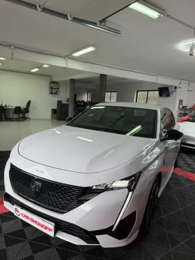 Peugeot e-308 2023 - 29990 EUR, 18850 km - AUTO.MOTO.pt - 18850km - foto 3 de 14