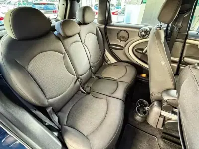 MINI Countryman 2014 - 11900 EUR, 223000 km - AUTO.MOTO.pt - 223000km - foto 8 de 9