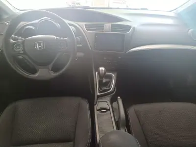 Honda Civic 2016 - 14890 EUR, 120487 km - AUTO.MOTO.pt - 120487km - foto 23 de 34