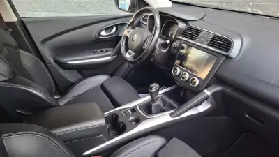 Renault Kadjar 2019 - 16950 EUR, 106000 km - AUTO.MOTO.pt - 106000km - foto 13 de 19
