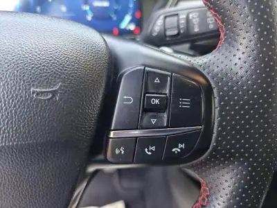 Ford Focus 2023 - 17750 EUR, 76000 km - AUTO.MOTO.pt - 76000km - foto 21 de 39