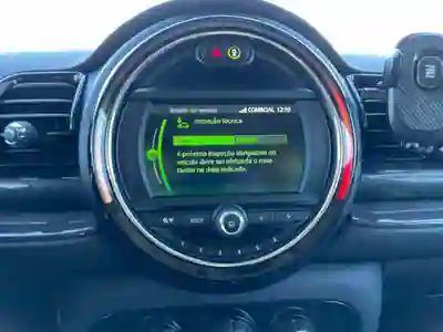 MINI Clubman 2020 - 15200 EUR, 189000 km - AUTO.MOTO.pt - 189000km - foto 4 de 8