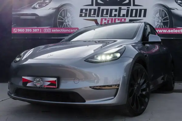 Tesla Model Y Performance Tração Integral 2023 Elétrico