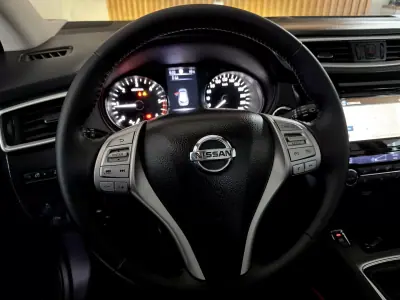 Nissan Qashqai 2015 - 14500 EUR, 171000 km - AUTO.MOTO.pt - 171000km - foto 33 de 86