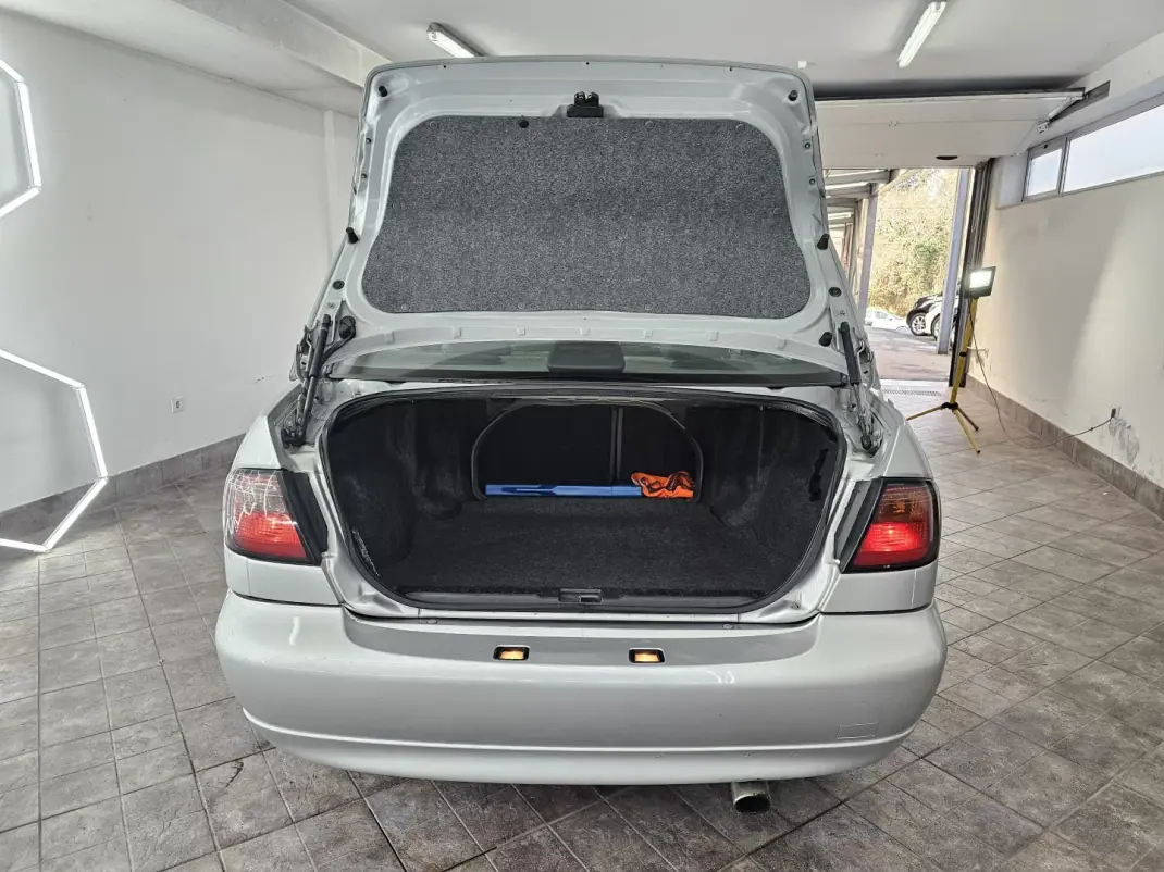 Nissan Primera 2001 - 2650 EUR, 283341 km - AUTO.MOTO.pt - 283341km - foto 24 de 24