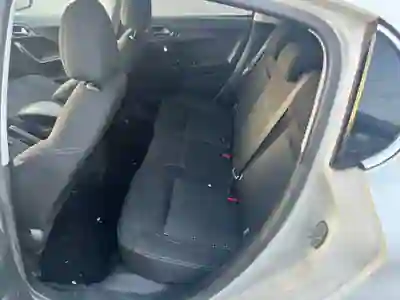 Peugeot 208 2019 — foto 3 de 5