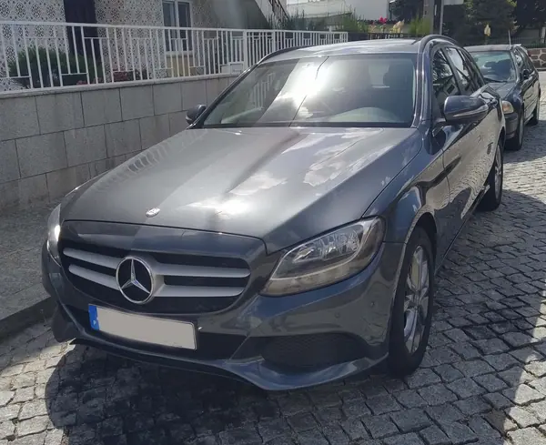 Mercedes-Benz C 180 2015 - 14500 EUR, 230000 km - AUTO.MOTO.pt - 230000km - foto 13 de 15